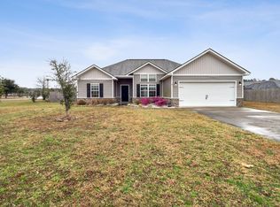 20 Farnsworth Trl, Hinesville, GA 31313