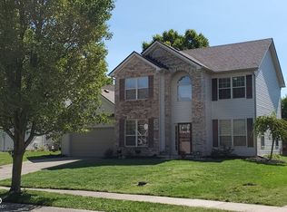 10116 Hawks Lake Dr, Fishers, IN 46037