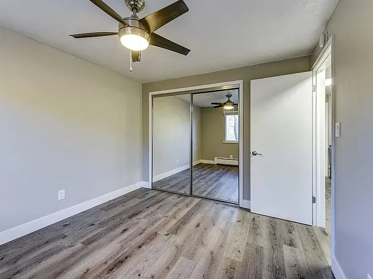 1137 Columbine Street — Photo 9