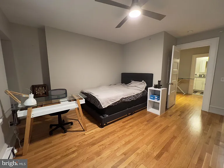 2126 Locust St #1R — Photo 44