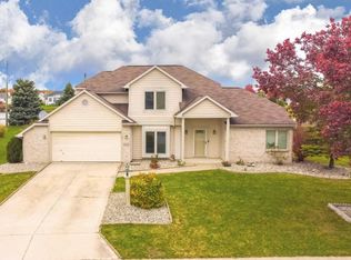 14722 Bitternut Ln, Fort Wayne, IN 46814