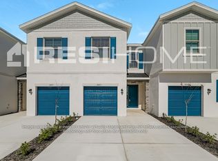 28483 Wave Crest Pl, Wesley Chapel, FL 33544