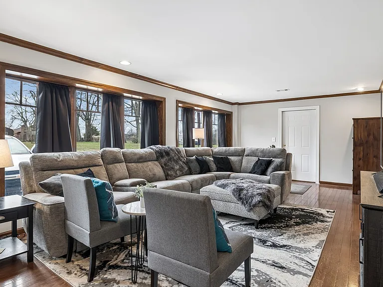 1019 Hilton Ln — Photo 22