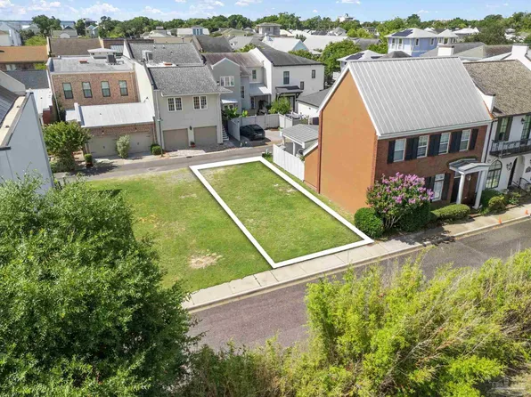 671 Centros St, Pensacola, FL 32502