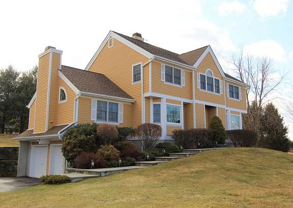 2nd image of 57 Watergate Dr