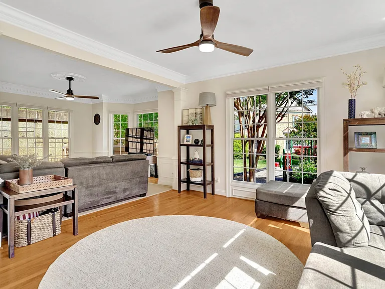 5231 Winter View Dr — Photo 9