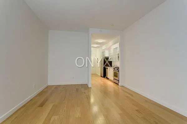 Rented by Onyx Group of New York | media 17