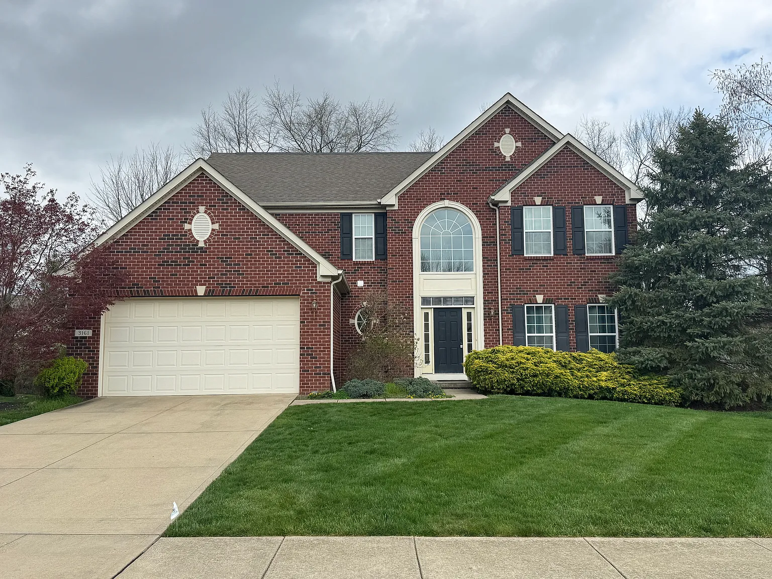 4 bed, 3.5 bath, 3467 sqft, $3,500 — Photo 1