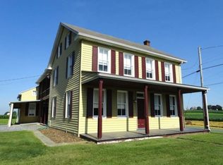 1198 Fairview Rd, Manheim, PA 17545