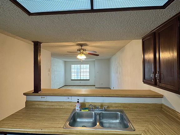 5th image of 7239 Timbercreek Dr #2