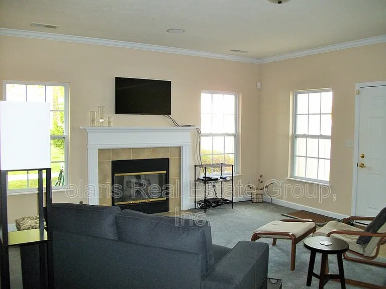 1070 Sedona Pass — Photo 2