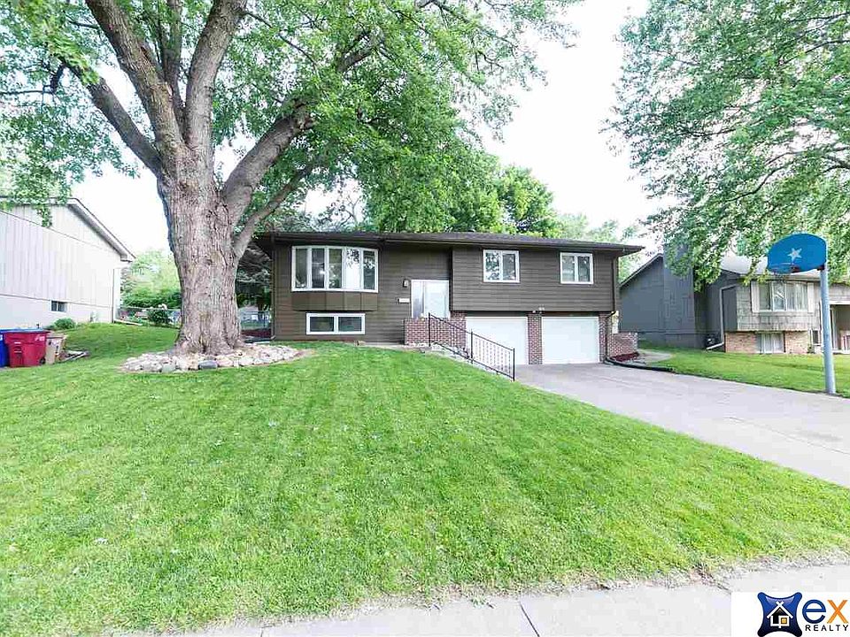 1st image of 811 Matthies Dr