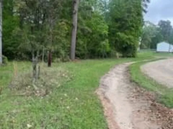51 & 52 Sabine Dr, Trinity, TX 75862