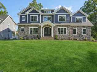 82 Martin Rd, Livingston, NJ 07039