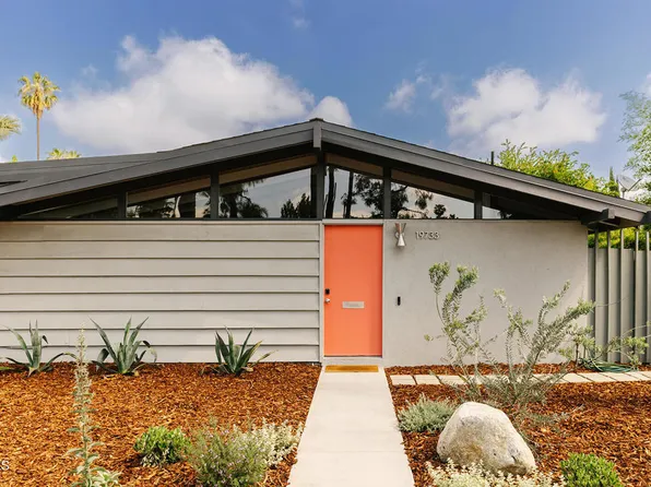 19733 Victory Blvd, Woodland Hills, CA 91367