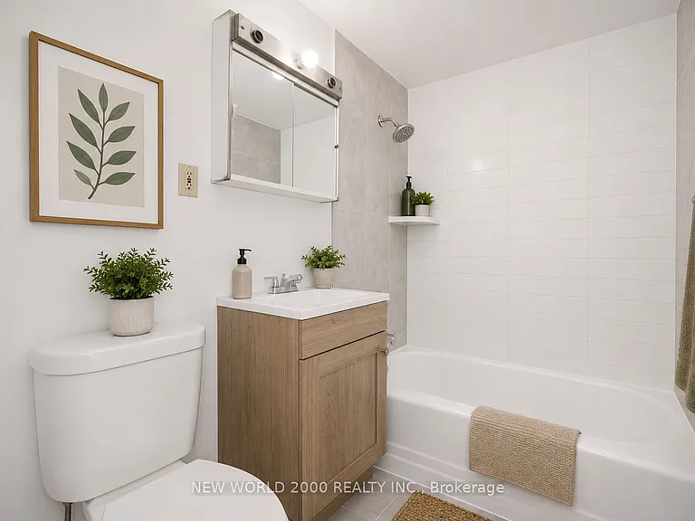 88 Bernard Ave #1008 — Photo 6