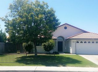 147 S Schnaidt St, Shafter, CA