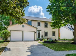 6888 Pine Bark Ln, Columbus, OH 43235