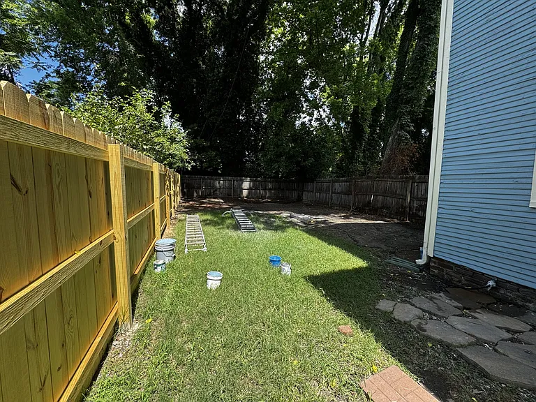 1507 Perry St — Photo 13
