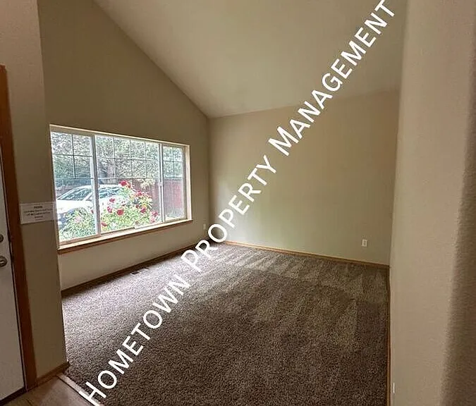 5601 Pasinetti St E — Photo 12