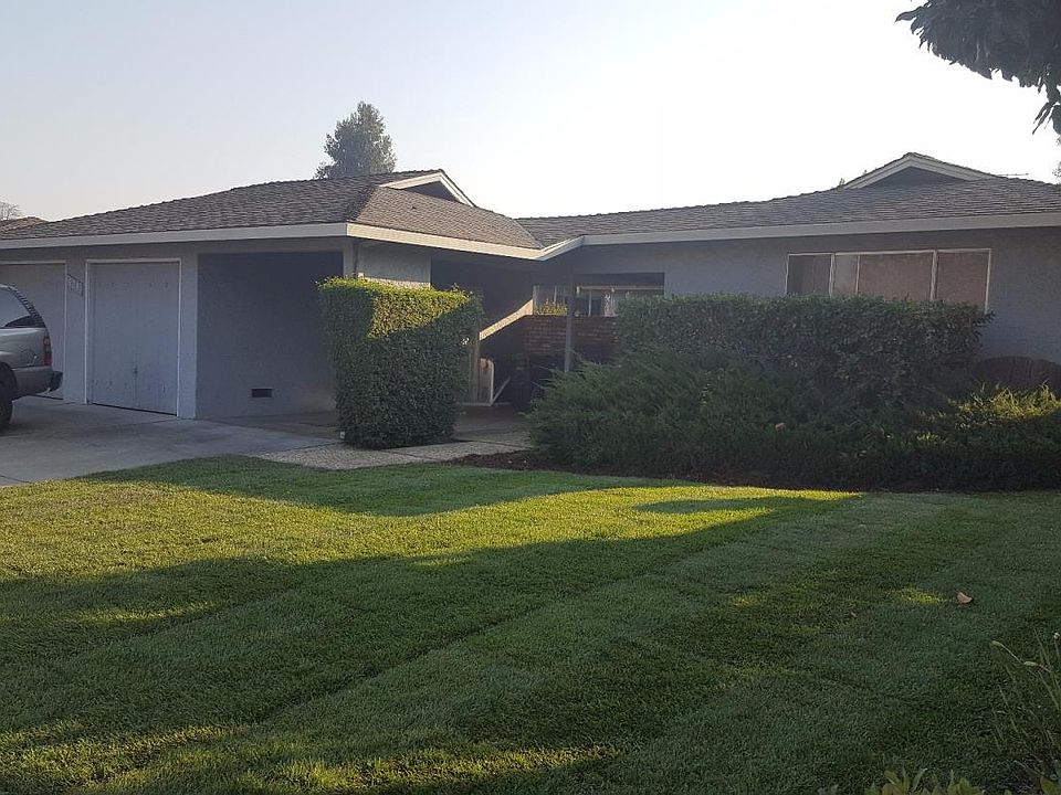 2nd image of 830 Doyle Rd