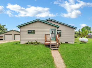E5783 Waukaunaka St, Weyauwega, WI 54983