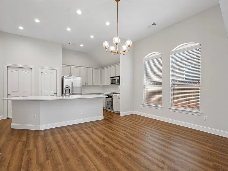3628 Jockey Dr — Photo 9