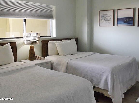 5th image of 2700 N Lumina Avenue #412