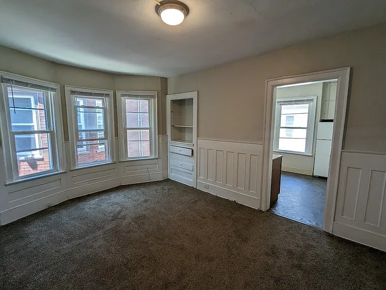 576 Potomac Ave #3 — Photo 14