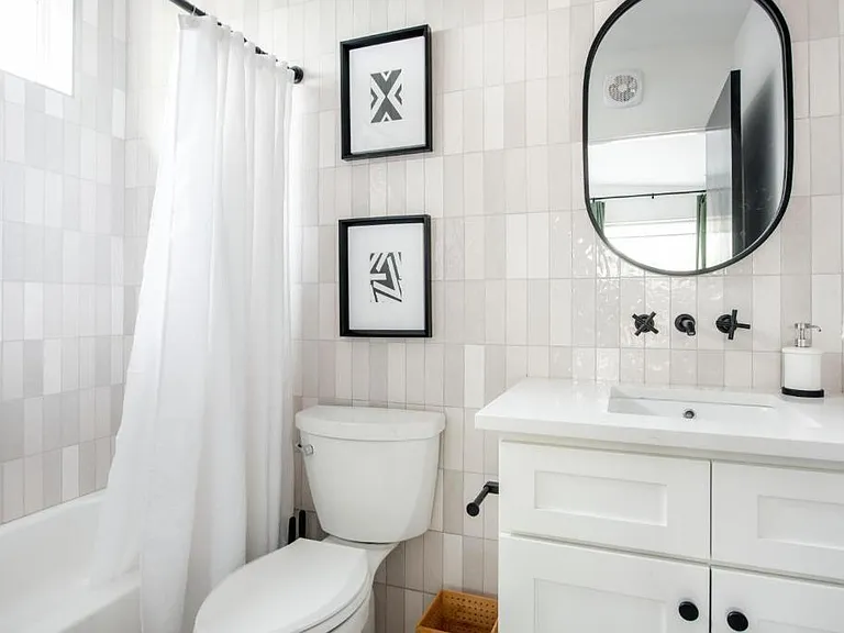542 Boulevard Pl NE #C — Photo 12