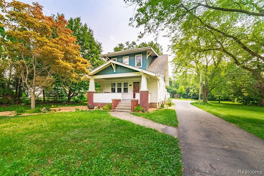 1331 Malcolm Dr, Waterford, MI 48327 Zillow