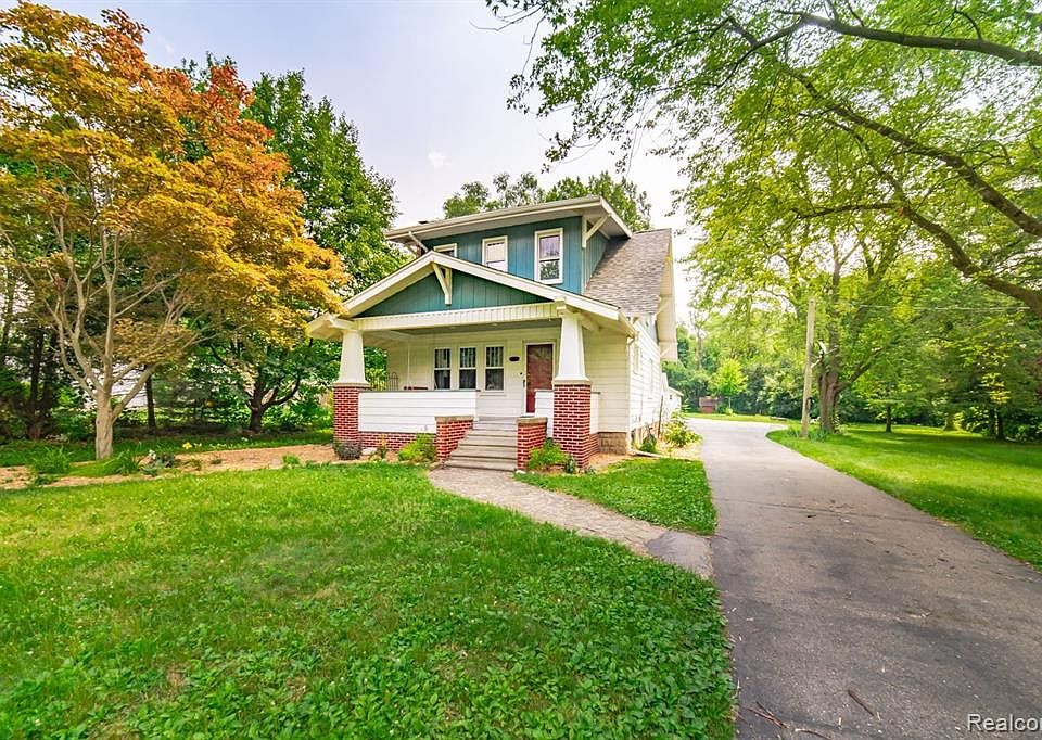 1331 Malcolm Dr, Waterford, MI 48327 Zillow