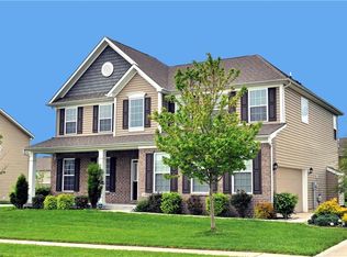 6997 Pinnacle Dr, Columbus, IN 47201