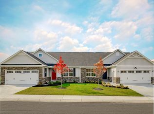 3825 Walden Springs Dr, Hamilton, OH 45011