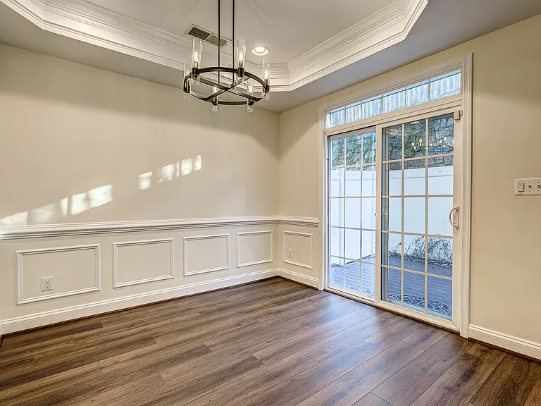 7119 Mason Grove Ct — Photo 15