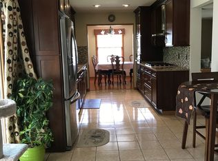 5118 Lilac Ln, Greendale, WI 53129