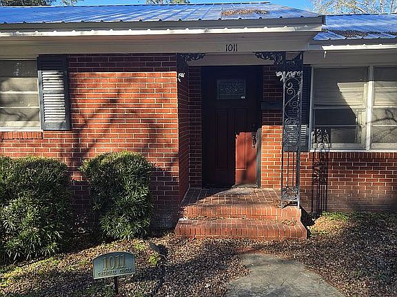 5th image of 1011 Cherokee Cir