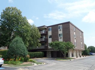 13O1 S Finley Rd #315, Lombard, IL 60148