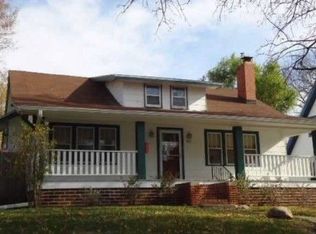 937 37th St, Des Moines, IA 50312