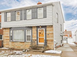 3885 Bethany Rd, University Heights, OH 44118