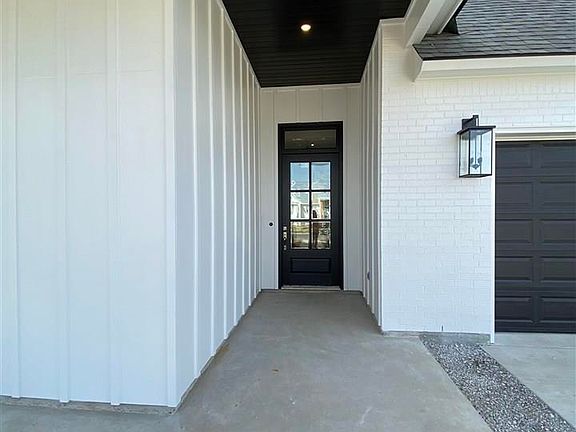 3rd image of 38223 Buckhead Dr