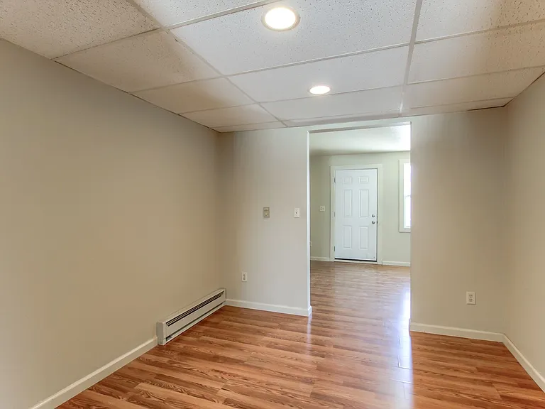 1800 Lehman St — Photo 10