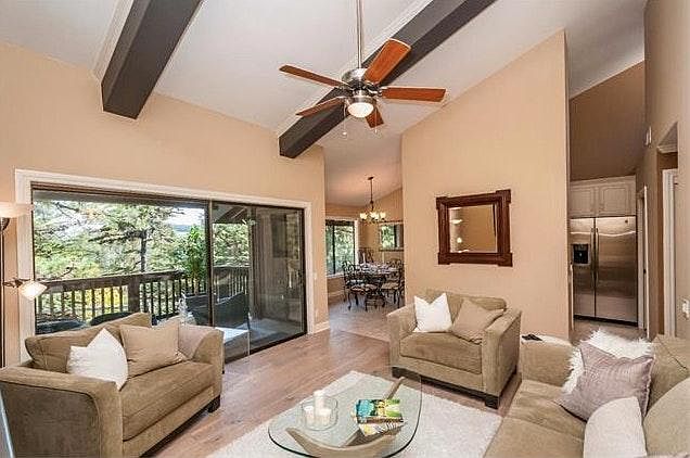 Dramatic open beam ceiling...