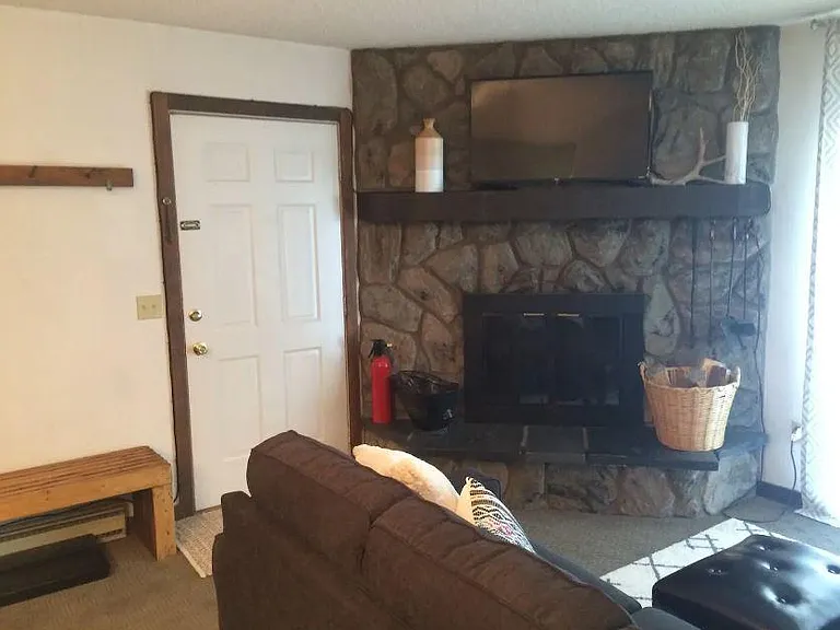 170 E Meadow Mile #18B-5 — Photo 14