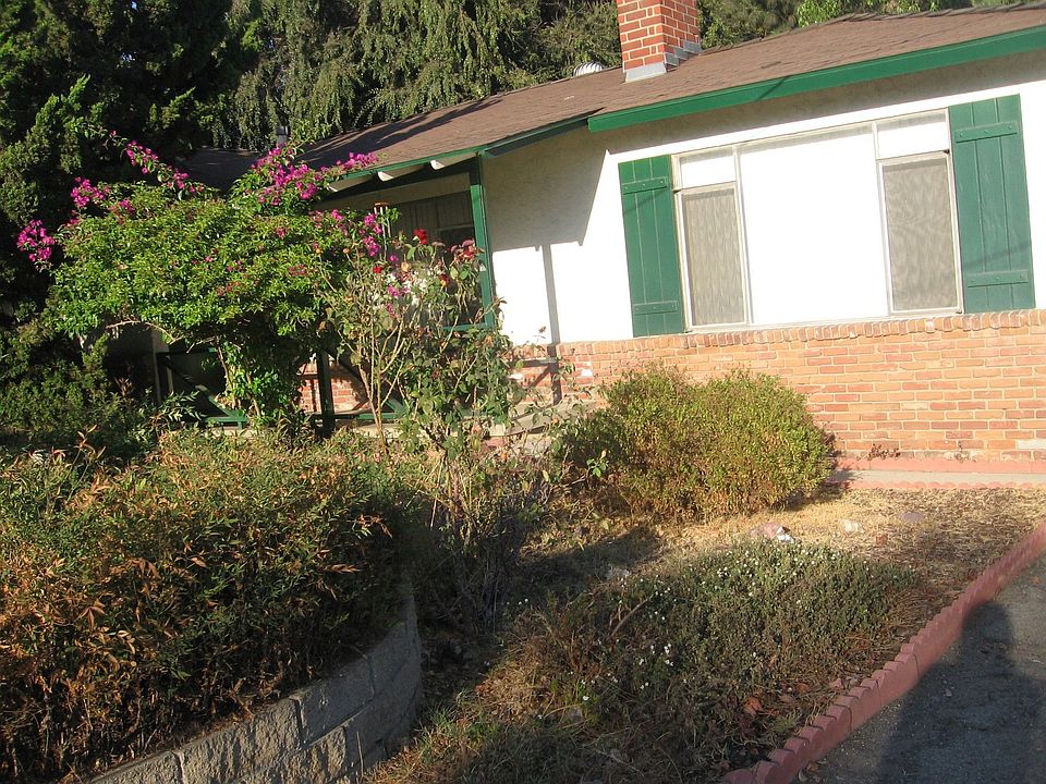 1st image of 1360 N Helen Ave