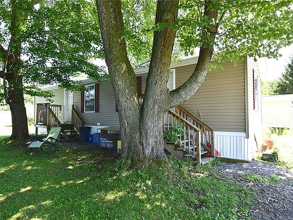 2nd image of 3 Delong Ave