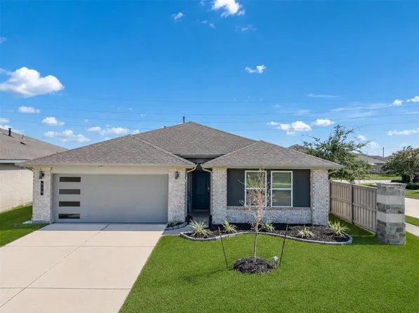 818 Betsy Hill Dr, Rosharon, TX 77583