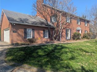 12 Wildwood Rd, Saint Clairsville, OH