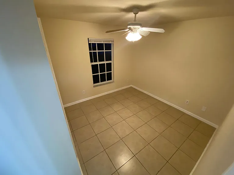 129 Zenith Cir — Photo 11