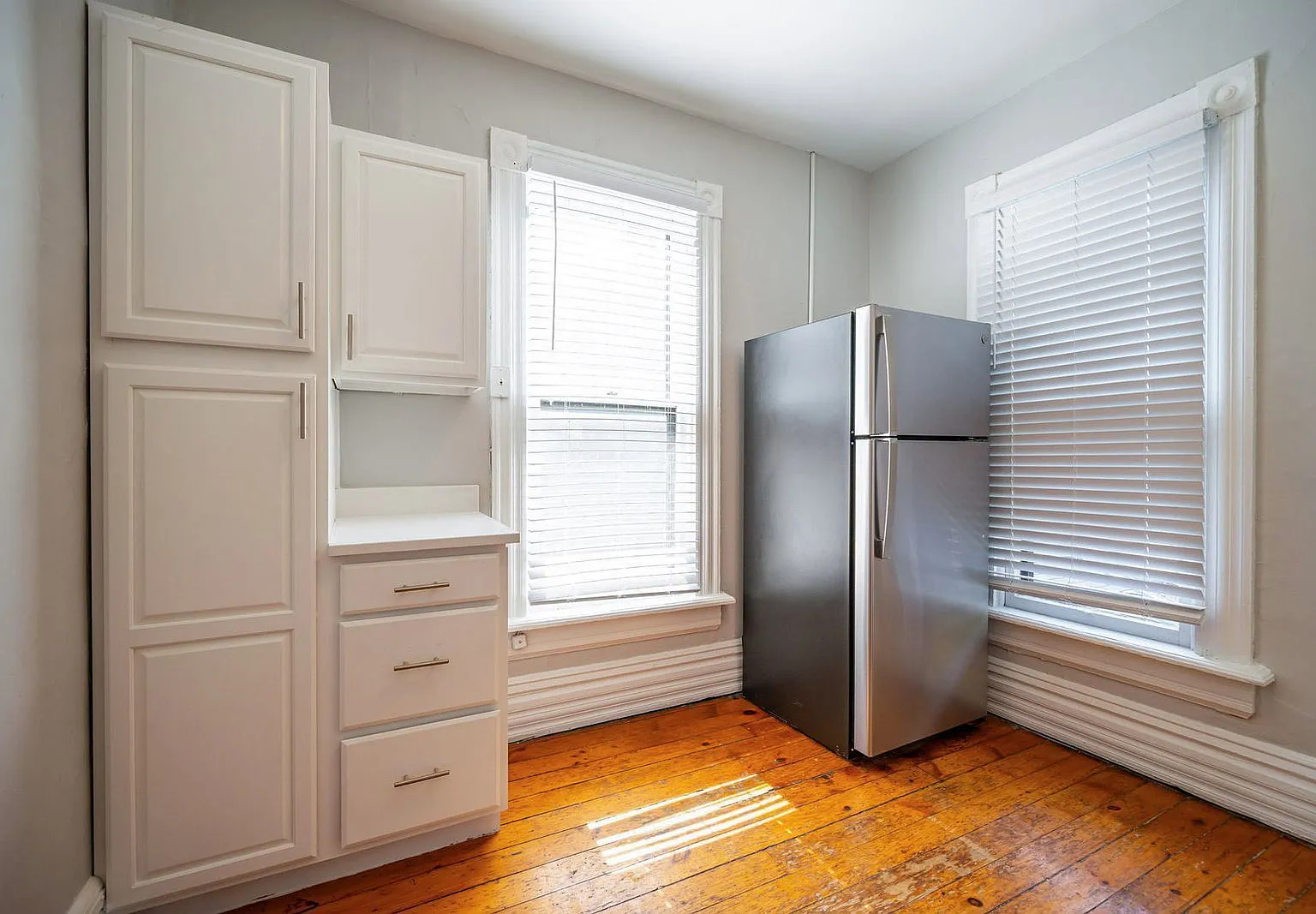 1 bed, 1.0 bath, $1,399 — Photo 4